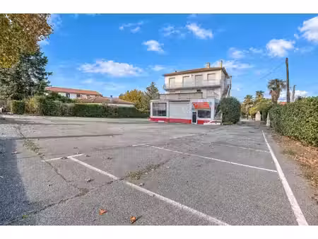 a vendre immeuble en monopropriété