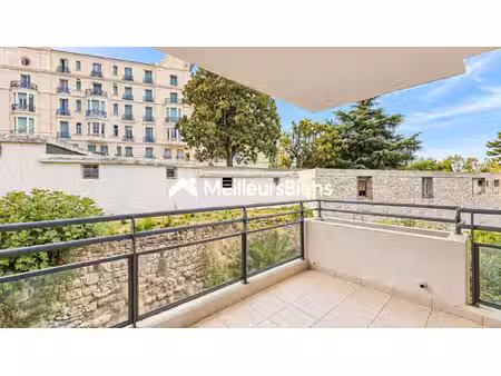 menton – madone / carnolès | 2 pièces avec deux terrasses – parking en sus