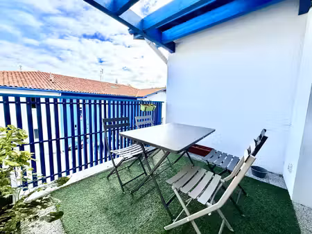 saint-jean-de-luz charmant t2 avec terrasse  ascenseur et p