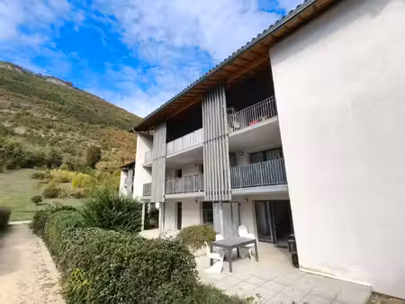 t3 récent (2014) de 64 m2 en rdc avec terrasse jardin de 34