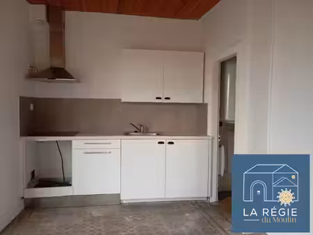 t2 - rez de jardin - au calme - idealement place