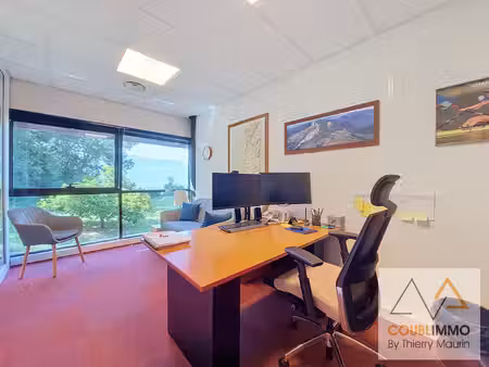 bureaux de 113 m2 à voiron parc de l'oppidum
