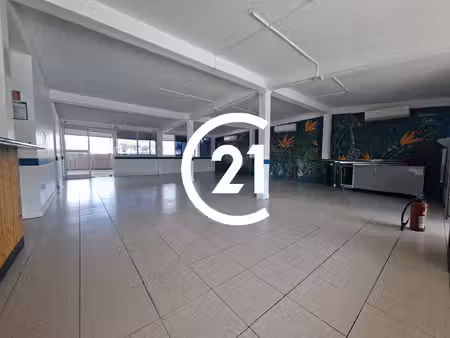 lamentin - zi jambette - local commercial 198 m²