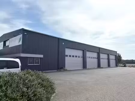 local d'activité qualitatif - dans zac sur parcelle de 3443 m2