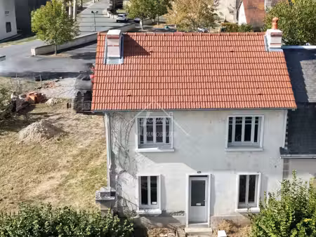 maison 3 chambres en pleine transformation  à personnaliser  bourbon l'archambault
