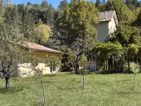 maison avec dépendance/atelier et terrain