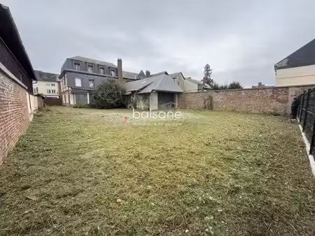 centre bourgtheroulde - bâtisse de charme avec potentiel