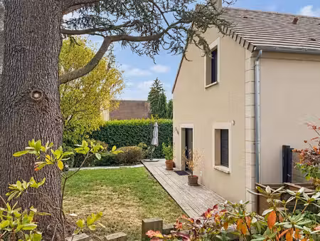 l’étang-la-ville | maison récente meublée avec jardin  grande terrasse et jacuzzi