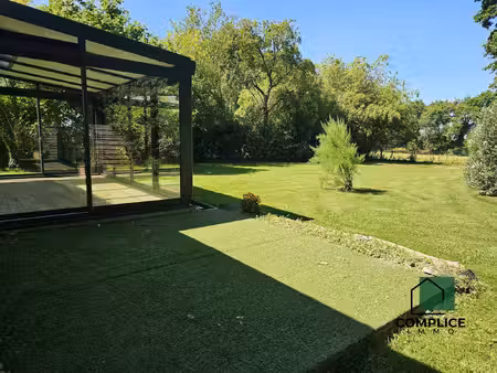 maison au coeur d'un écrin de verdure  calme absolu