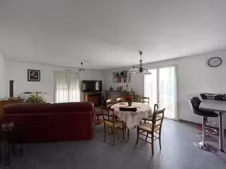 maison recente proche tous commerces ...