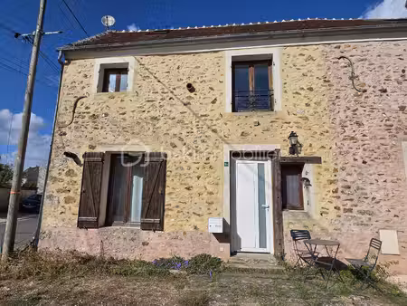 maison en pierre de 94 m² à saint-augustin