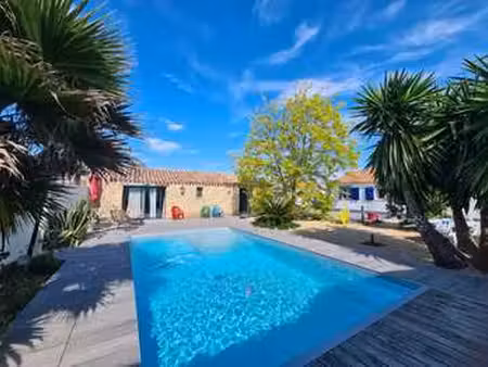 vente maison piscine à l'épine (85740) : à vendre piscine / 122m² l'épine