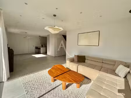 location maison 6 pièces  130.00m²  melun