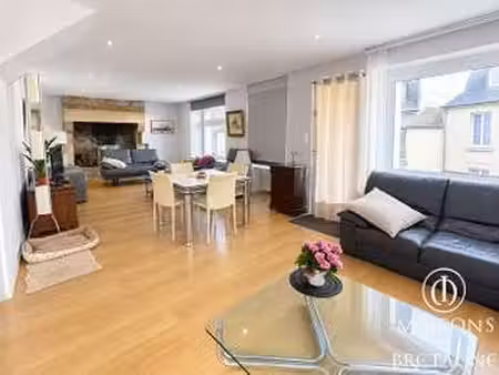 vente maison à pont-aven (29930) : à vendre / 206m² pont-aven