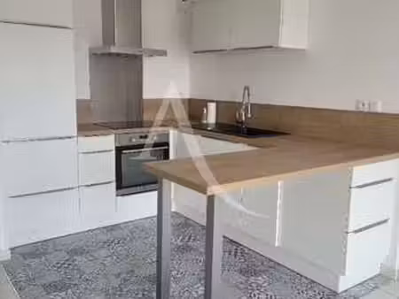 location appartement 2 pièces bord de mer aux sables-d'olonne (85100) : à louer 2 pièces b