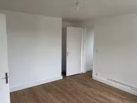 location appartement 2 pièces à lisieux (14100) : à louer 2 pièces / 50m² lisieux