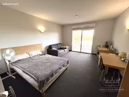 studio 1 pièce 29 m²