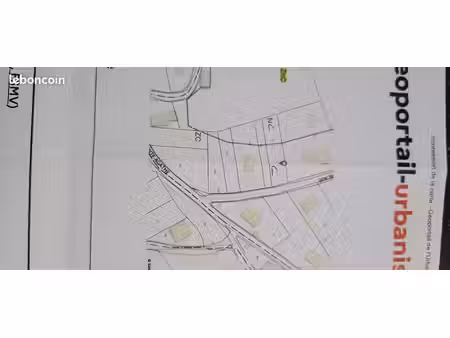 terrain avec arbres fruitiers avec une partie constructible ■arbres fruitiers sur 710 m2 e