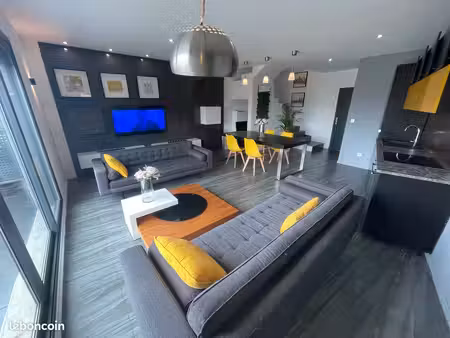 t4 duplex standing meublé 95m² + 20m² terrasse / clim
