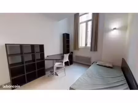 studio 1 pièce 20 m²