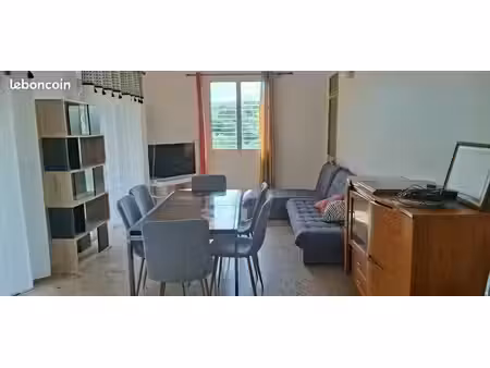 appartement t4 à rivière salée