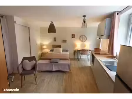studio meublé tout équipé à arbent – location courte et moyenne durée