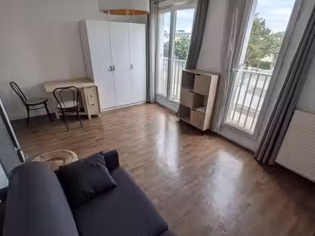 loue studio meublé