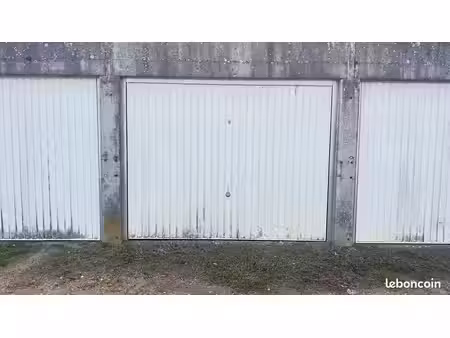 garage/box de 14m2 centre de romorantin
