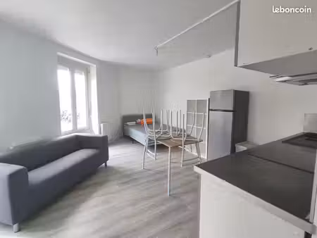 studio rénové et meublé à neuf – à 300 m de l'ifsi