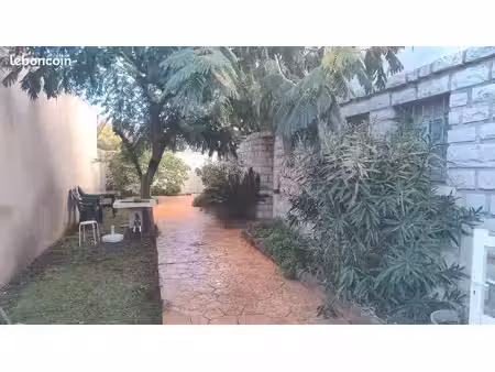 t2 40m2+ jardin + toutes charges comprises