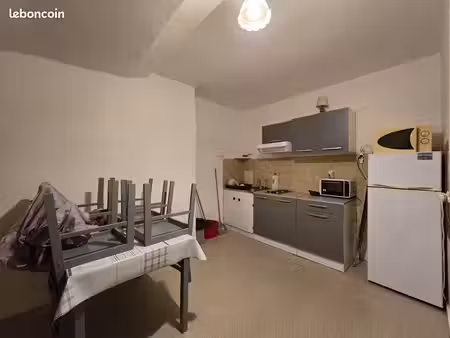 loue studio meublé