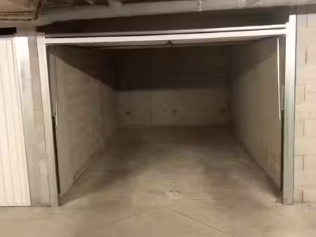à louer garage