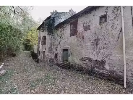 lacaze (tarn) - maison à rénover avec terrain bordé par la rivière - 35 000