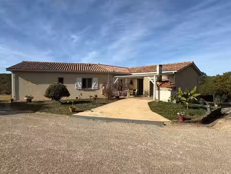 magnifique propriété sur 2 ha en pleine campagne