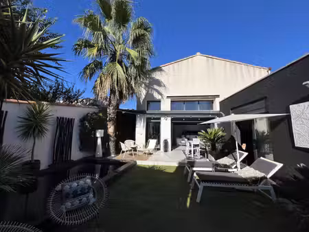 montpellier – villa d’architecte coup de cœur avec piscine  jardin intimiste et 5 chambres