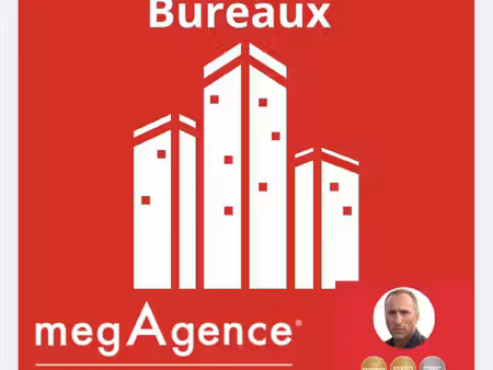 960 m2 de bureaux avec ascenseur sur 3853 m2 à la roche sur yon
