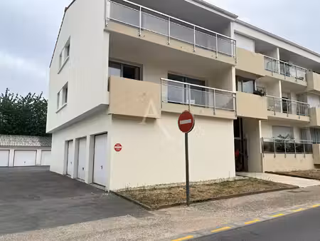 challans  garage à louer de 15 m² environ