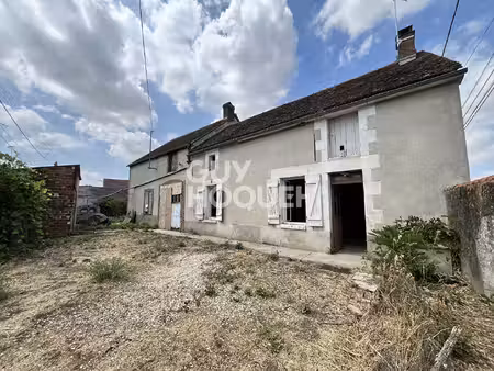 charbuy  maison ancienne à rénover avec terrain d'environ 1000 m²