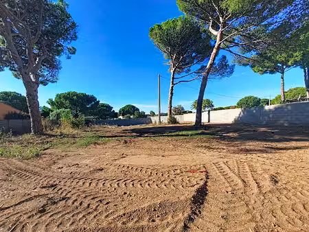 terrain grau d'agde 1300 m2
