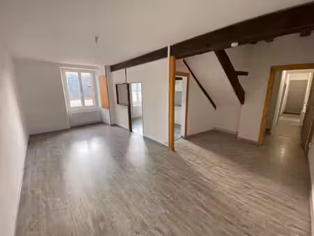 appartement la chapelle d angillon 3 pièce(s) 80 m2