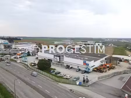location local d’activités 2675m²