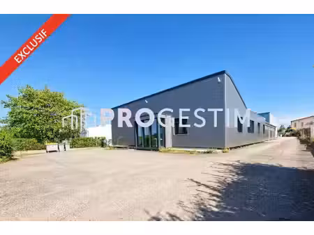 location local d’activités 670m²