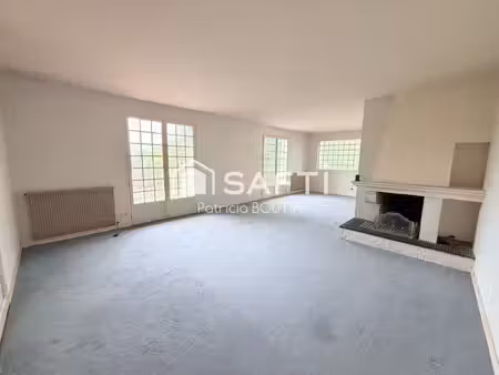 pavillon 7 chambres avec jardin et double garage a chauray !