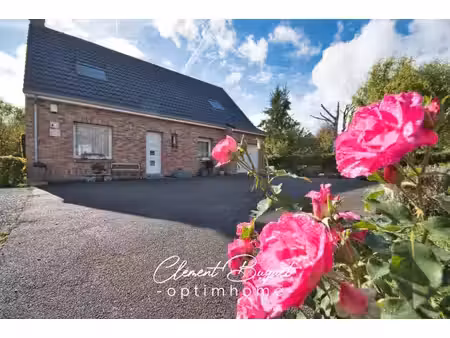 le favril – le confort d’une maison récente  le charme d’un grand jardin ! ☀️
