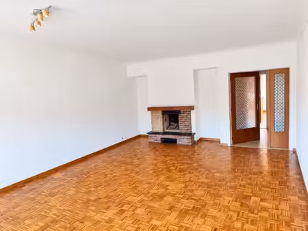 appartement spacieux de 120 m² avec 2 parkings