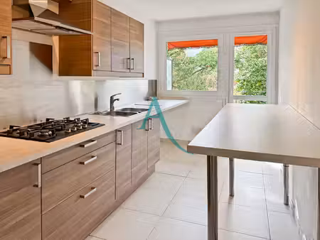 vente appartement 5 pièces  94.00m²  mennecy