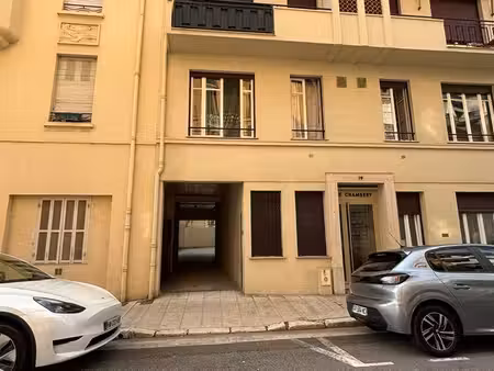 garage