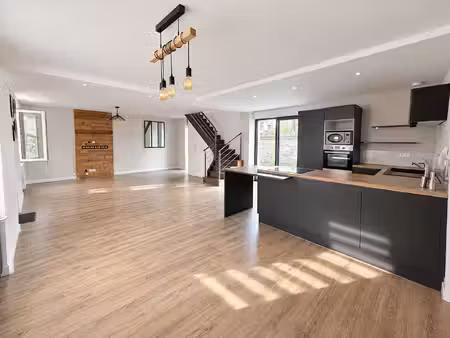 vente maison 4 pièces  124.00m²  couëron