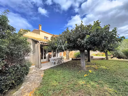vente maison 6 pièces  166.00m²  cruscades