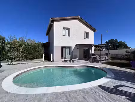 maison récente t4 duplex avec piscine